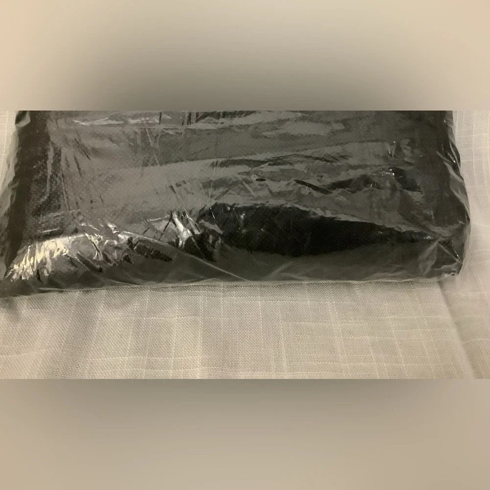New Bag Unisex Black Full Coverage adjustable Disposable Face Masks Count 25